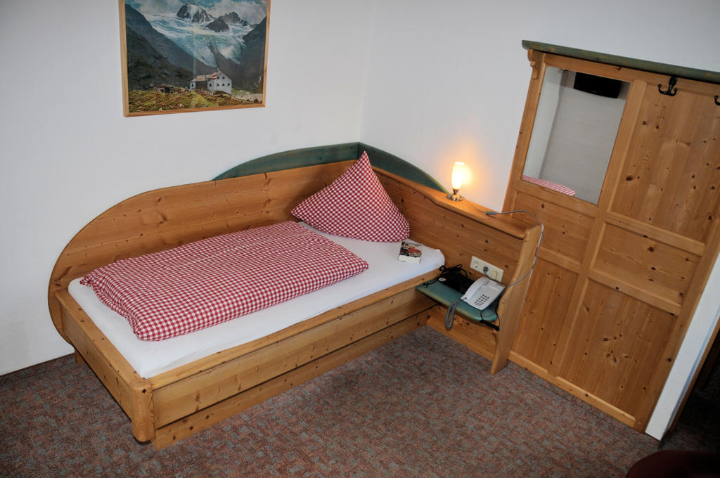 Pension Belvedere Galtür Szoba fotó